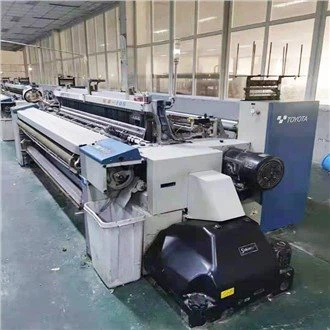Digunakan Toyota Air Jet Loom